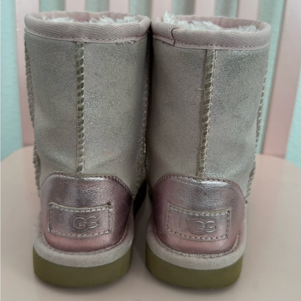 UGG Classic Shimmer Metallic Pink 9 kids